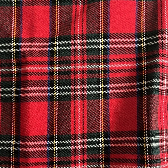 Brandy Melville skirt - Picture 3 of 4